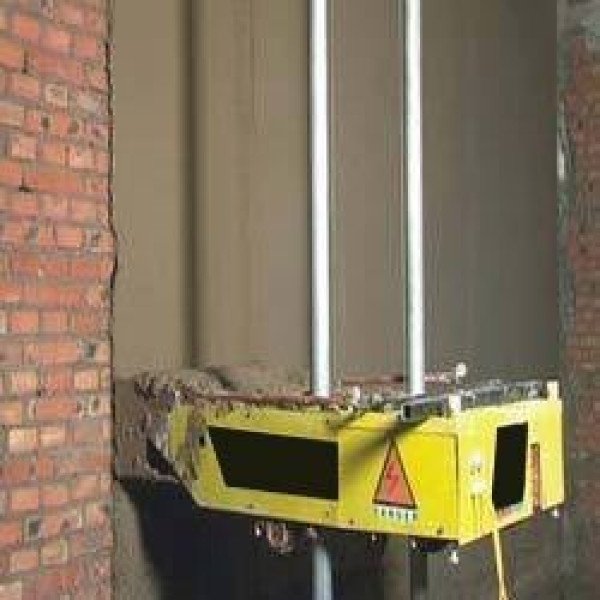 Plastering machine